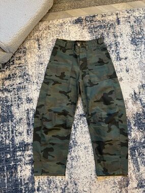 GAP Women's Camouflage Utility Pants - Green & Black Camo